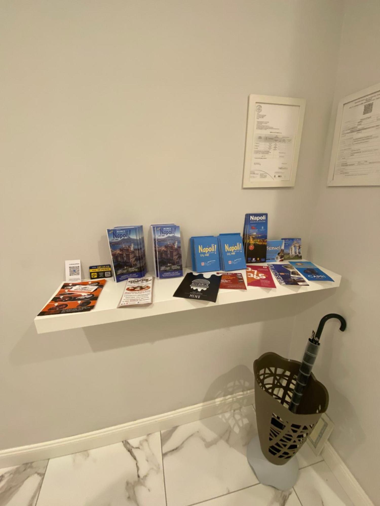 La Dimora Di Marti " Vicino Al Centro Storico Di Napoli" Bed & Breakfast Luaran gambar