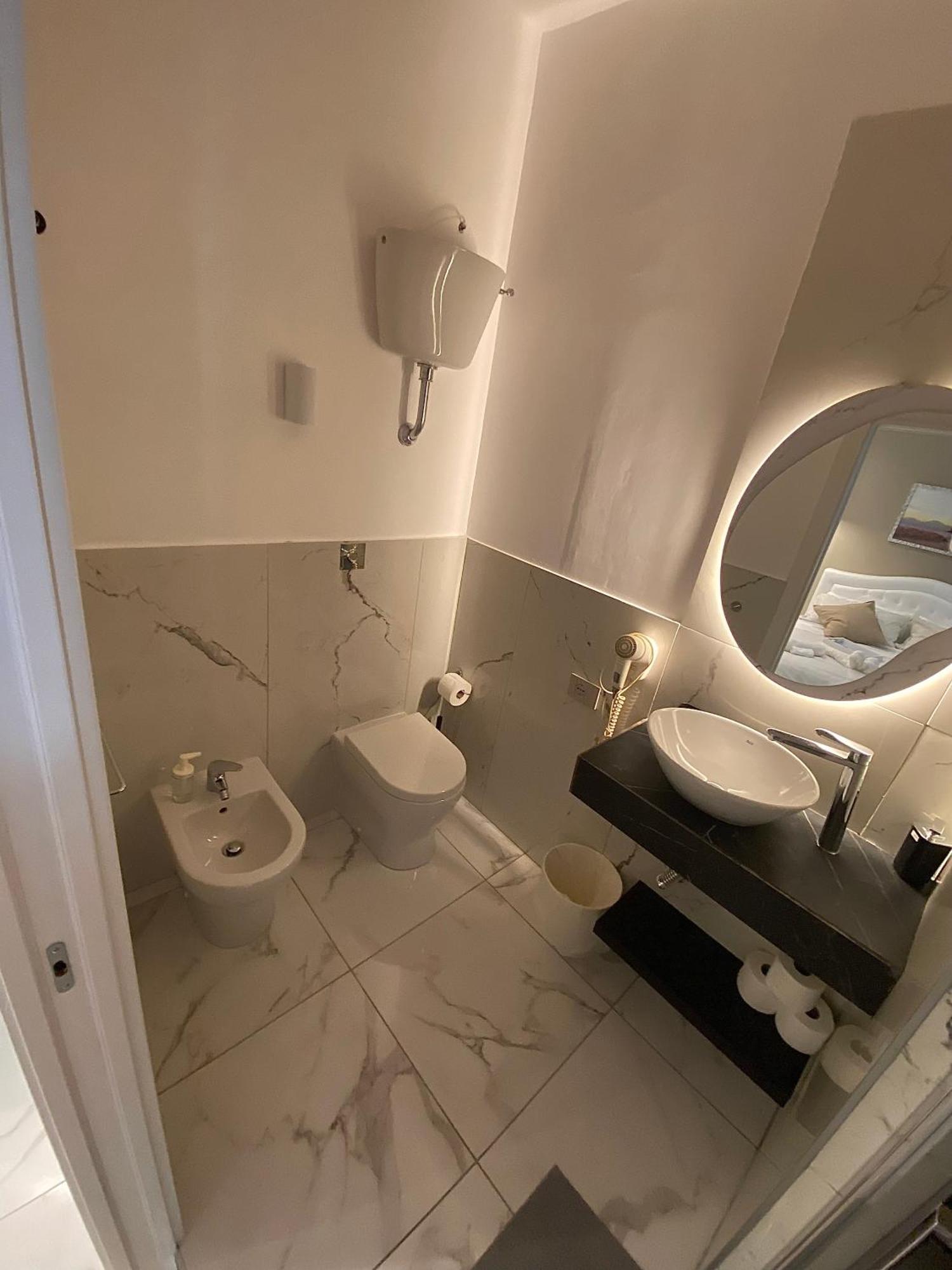 La Dimora Di Marti " Vicino Al Centro Storico Di Napoli" Bed & Breakfast Luaran gambar