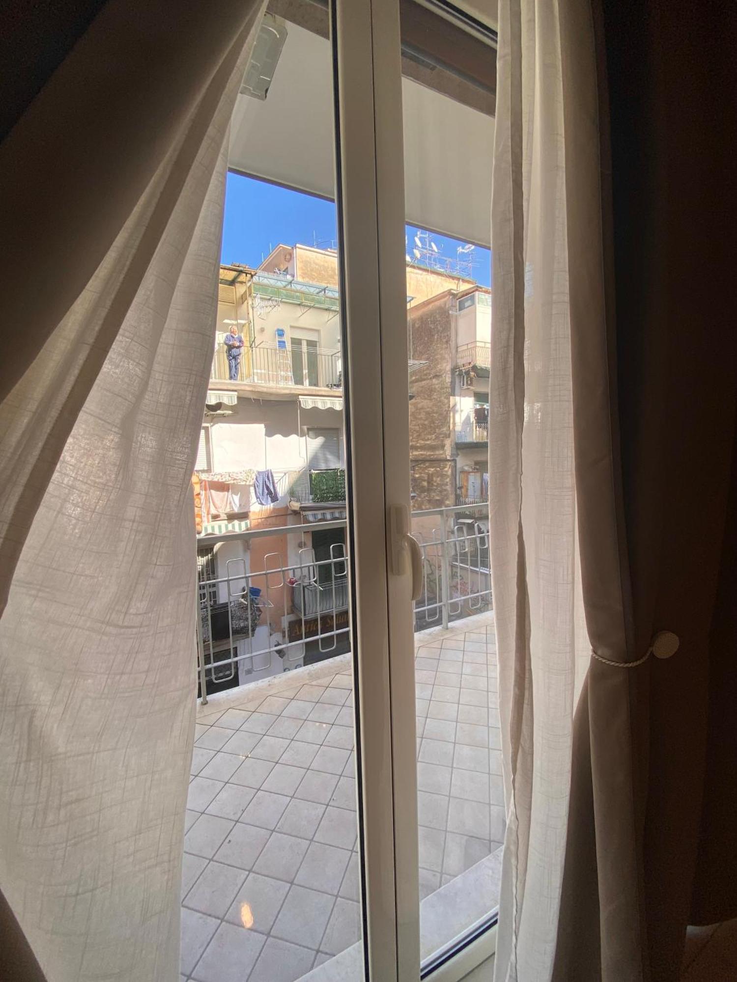 La Dimora Di Marti " Vicino Al Centro Storico Di Napoli" Bed & Breakfast Luaran gambar